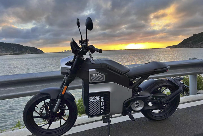 MOTA Z3 海岸公路场景
